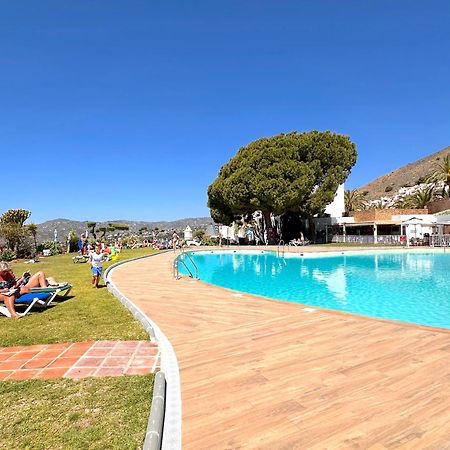 Апартаменти Hibiscus 7 San Juan De Capistrano Нерха Екстер'єр фото