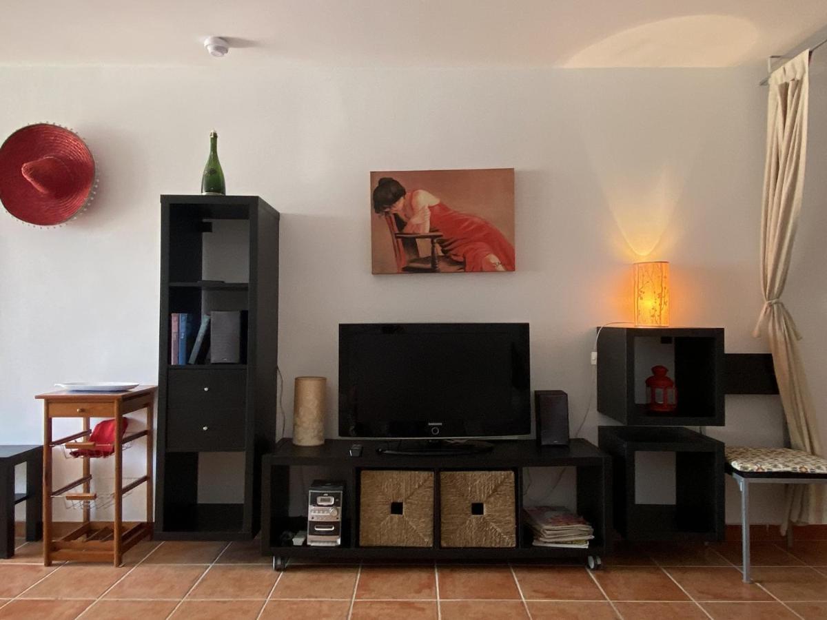 Апартаменти Hibiscus 7 San Juan De Capistrano Нерха Екстер'єр фото