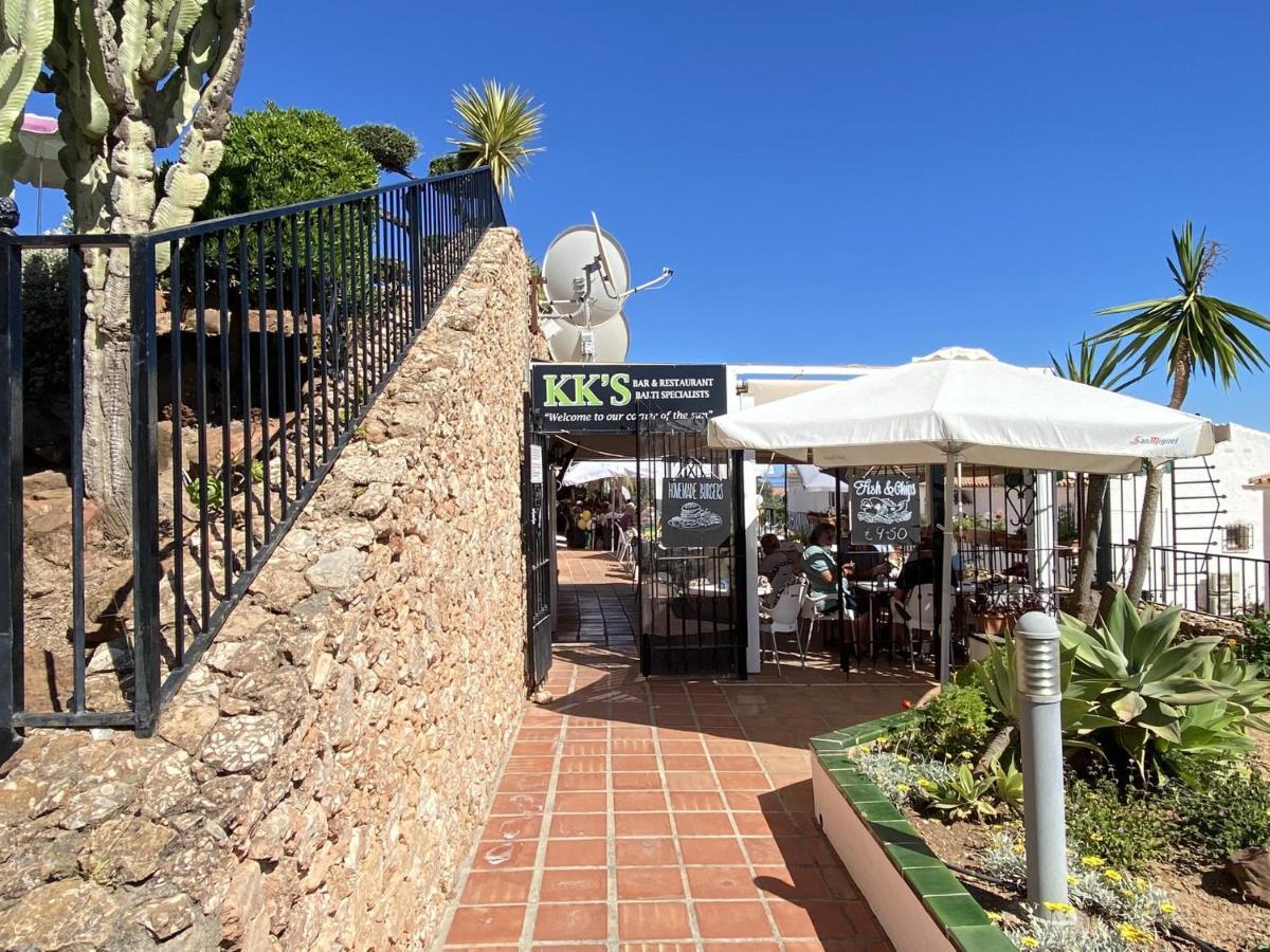 Апартаменти Hibiscus 7 San Juan De Capistrano Нерха Екстер'єр фото