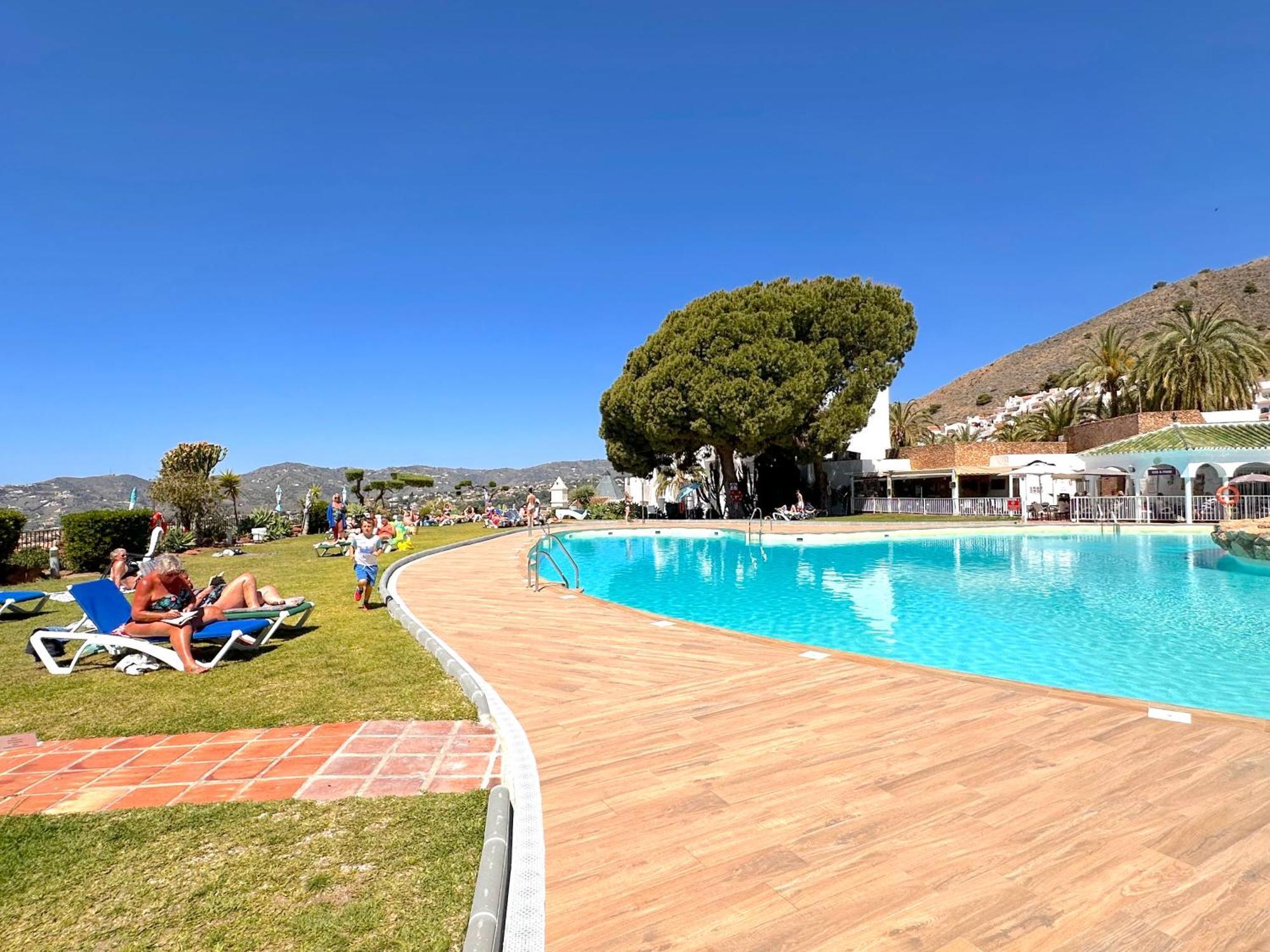 Апартаменти Hibiscus 7 San Juan De Capistrano Нерха Екстер'єр фото